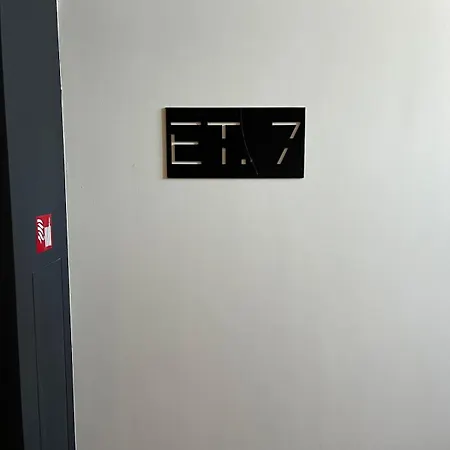 Comfort Airport Metro דירה סופיה